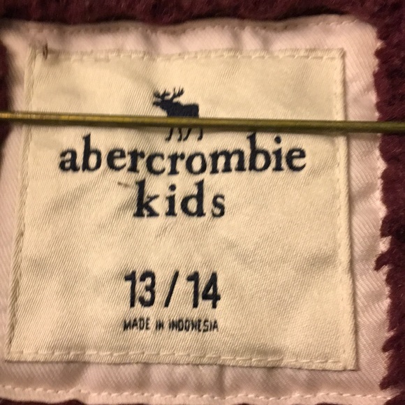 Coat - Picture 3 of 4